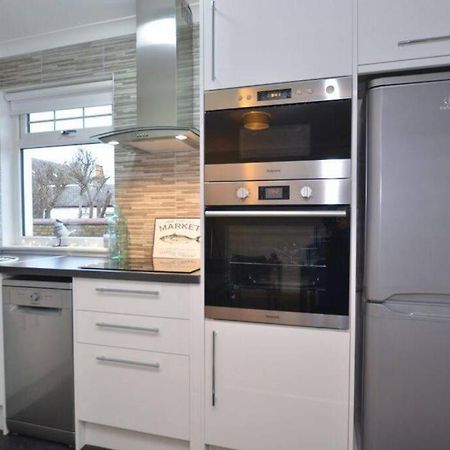 Ideally Located Modern Flat Lägenhet Troon Exteriör bild